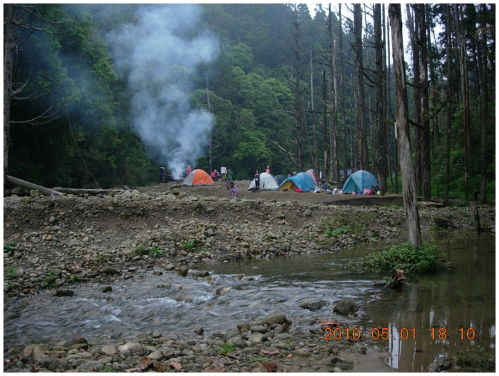 2010-05-01_18-10-01-水漾森林入水口營地_02.jpg